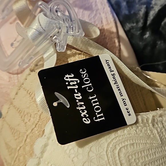 Rene Rofe - extreme push up front closure bra 34A - Picture 5 of 7